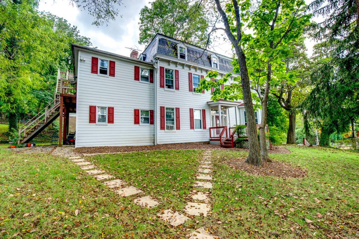 Apartment for rent at 1701-1703 Sulgrave Ave, Baltimore, MD 21209