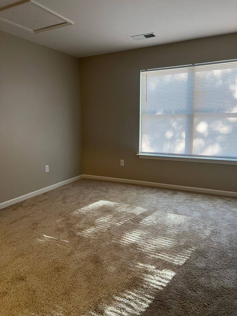 Condo for rent at 6696 Whispering Oaks Place, Memphis, TN 38120