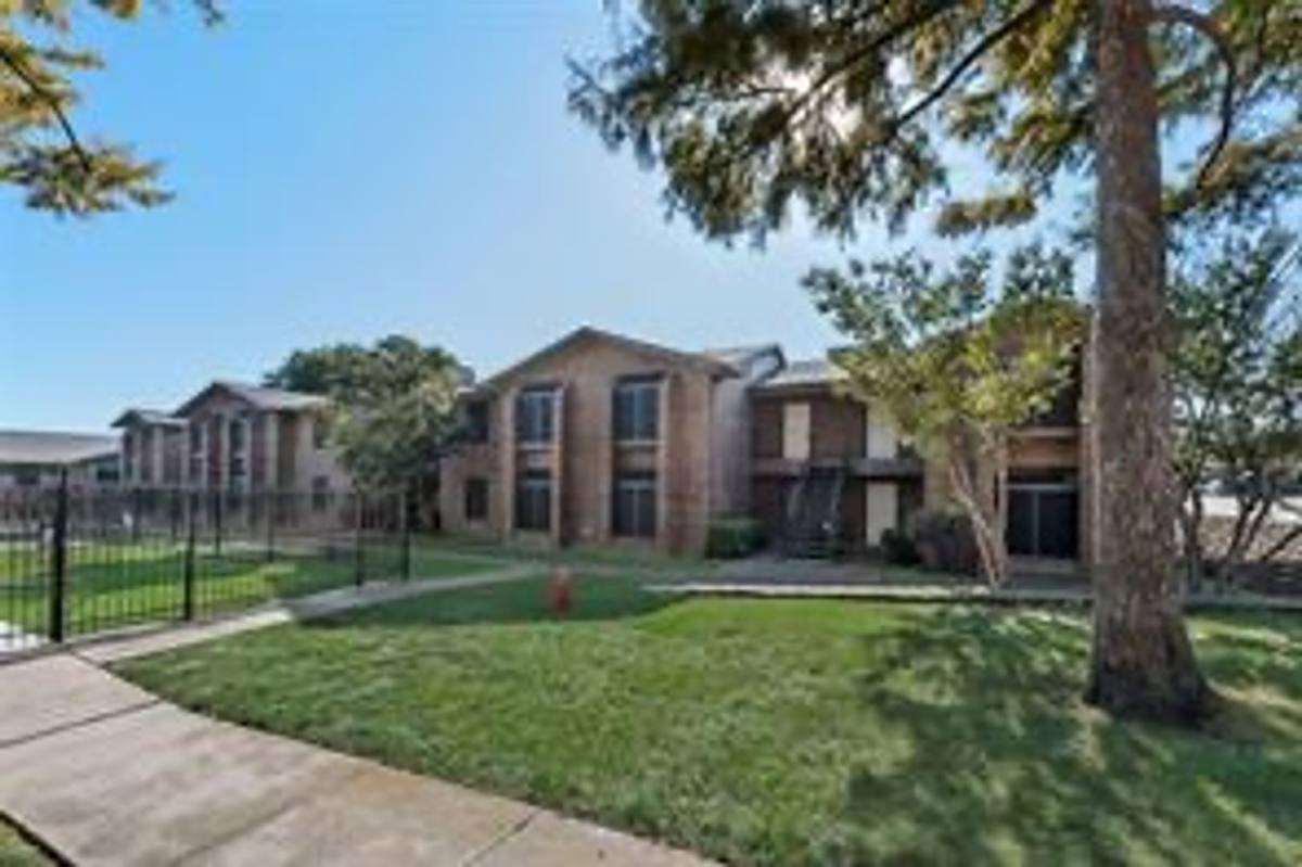 Condo for rent at 4464 Chaha Rd, Garland, TX 75043