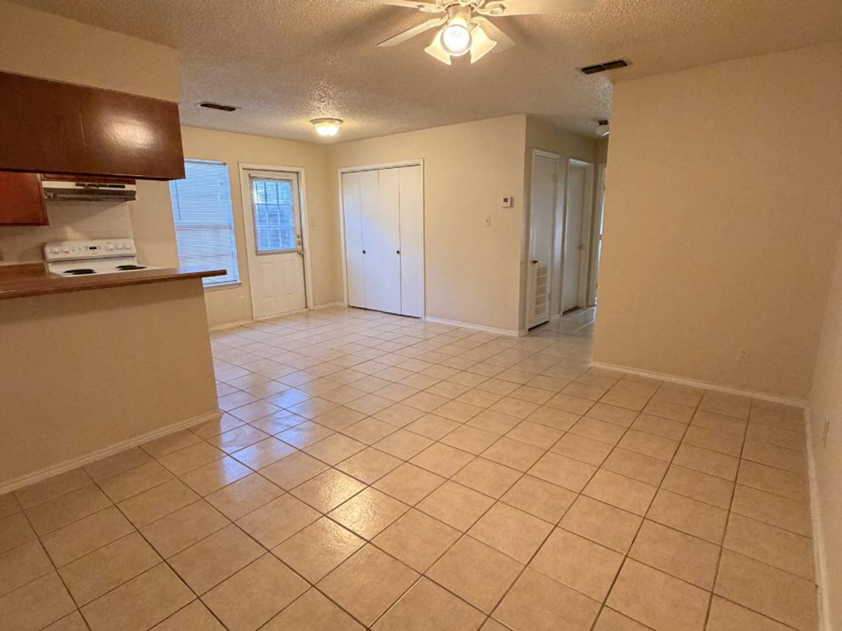 House for rent at 808 W Olmos Dr, San Antonio, TX 78212