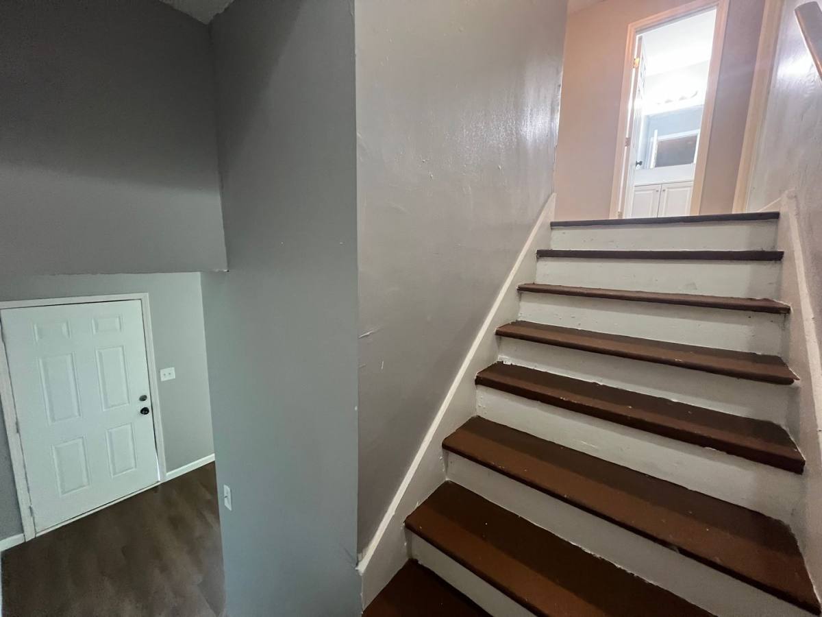Apartment for rent at 441 30th Place, Tuscaloosa, AL 35401