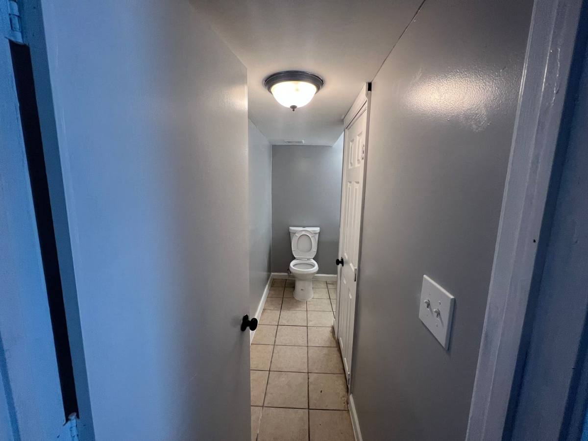 Apartment for rent at 440 30th Place, Tuscaloosa, AL 35401
