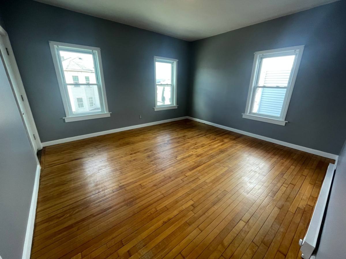Apartment for rent at 77 Fox St, Worcester, MA 01604