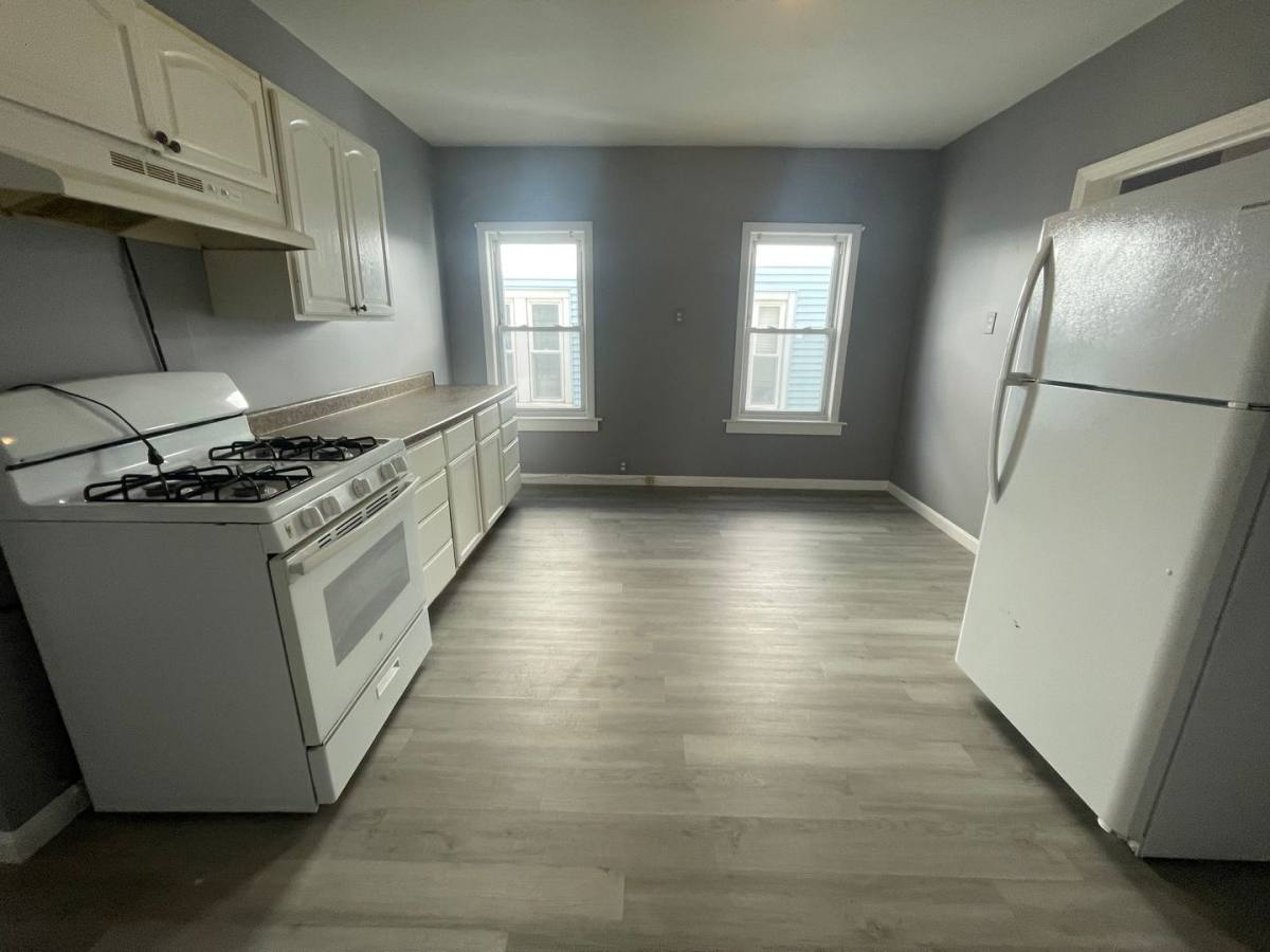 Apartment for rent at 77 Fox St, Worcester, MA 01604