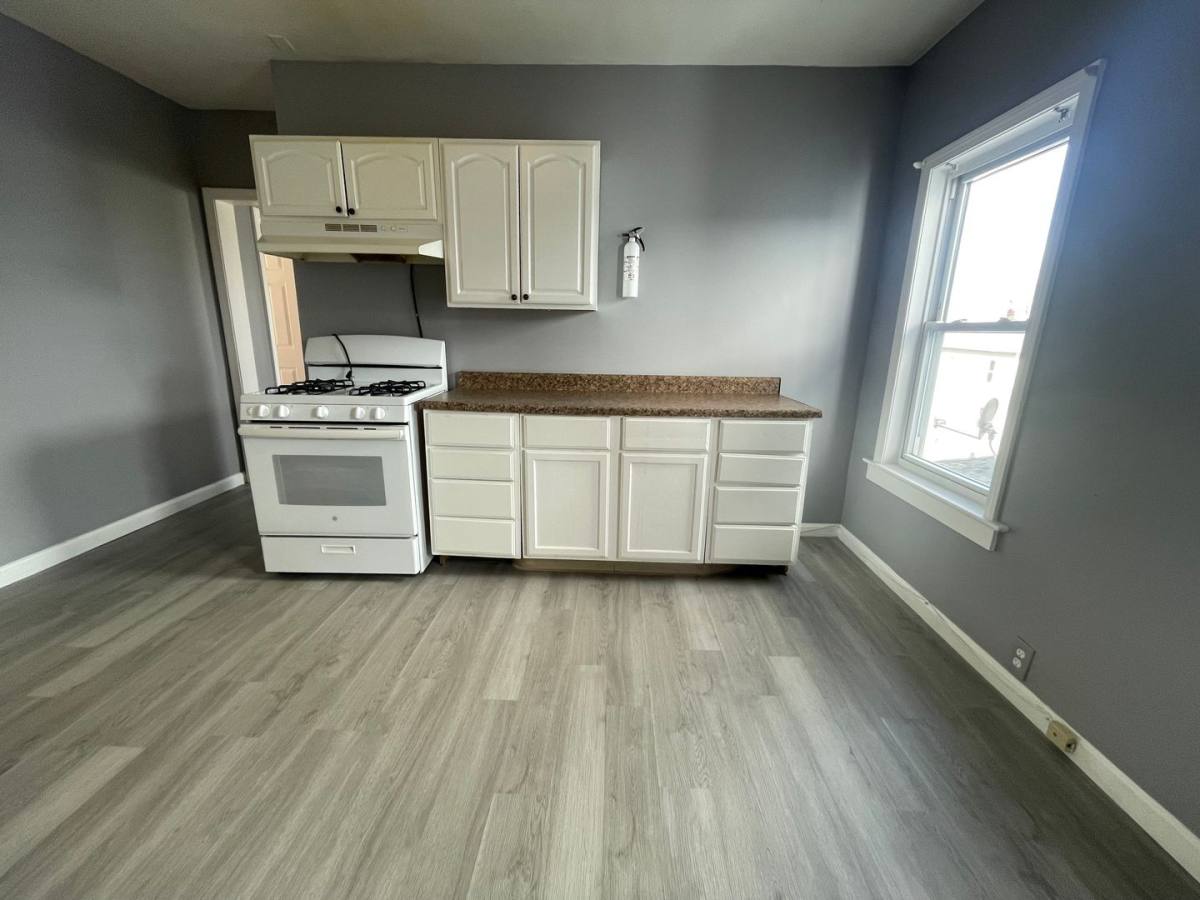 Apartment for rent at 77 Fox St, Worcester, MA 01604