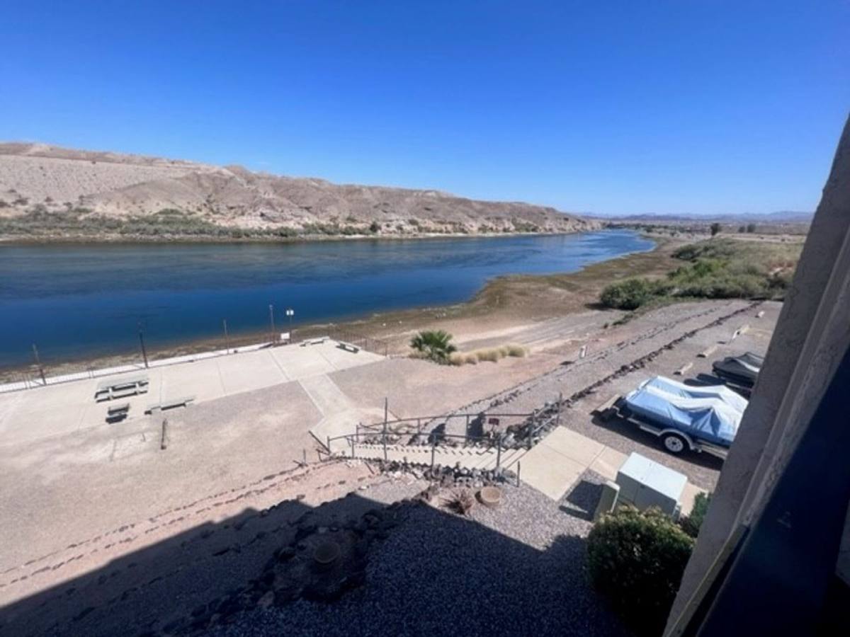 Apartment for rent at 1611 Highway 95, Bullhead City, AZ 86442