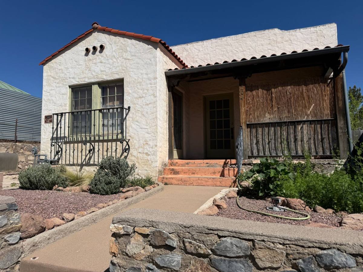 House for rent at 204 W Market St, Silver City, NM 88061