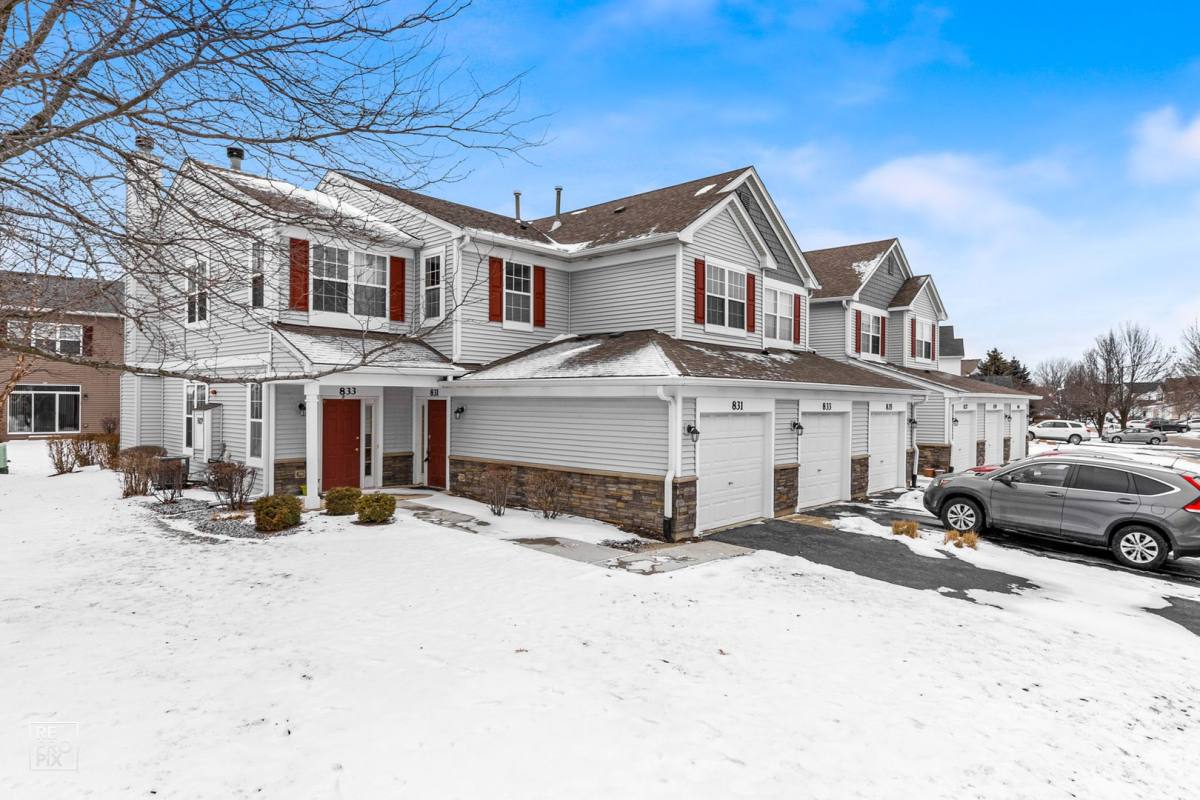 House for rent at 831 Genesee, Naperville, IL 60563