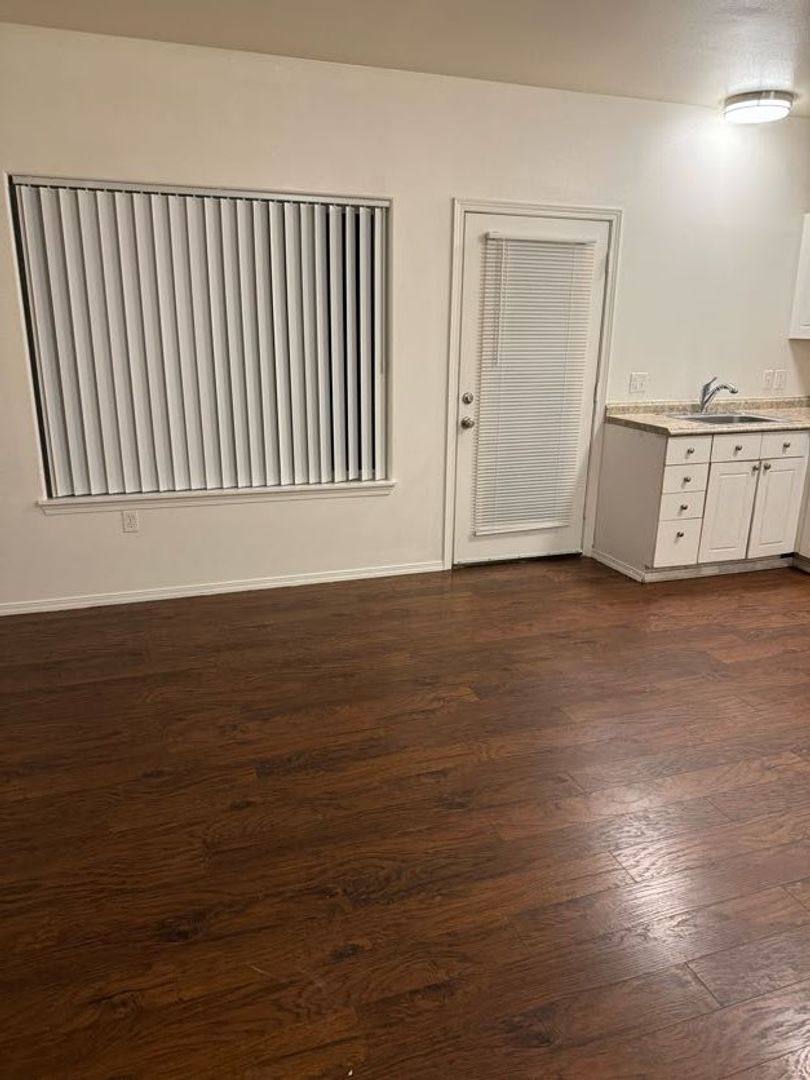 Apartment for rent at 768 SE 193rd Ave, Portland, OR 97233