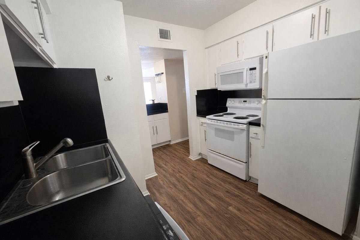 Apartment for rent at 217 Church St, Galveston, TX 77550