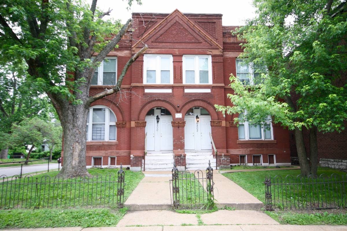 Apartment for rent at 6800 Virginia Ave, Saint Louis, MO 63111