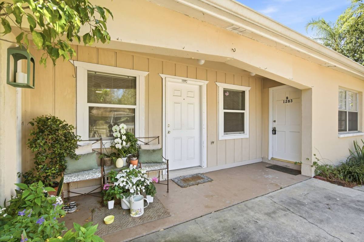 House for rent at 1283 Palm St, Clearwater, FL 33755