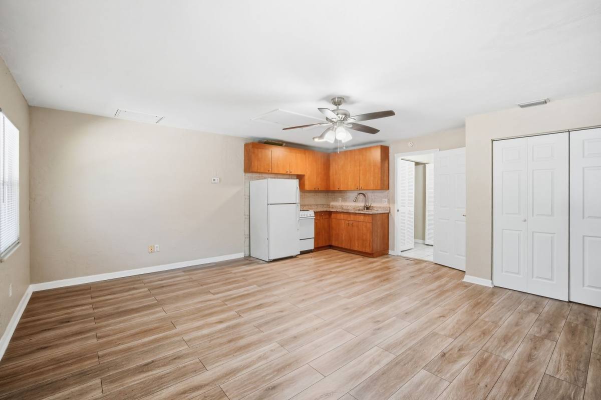 House for rent at 1283 Palm St, Clearwater, FL 33755