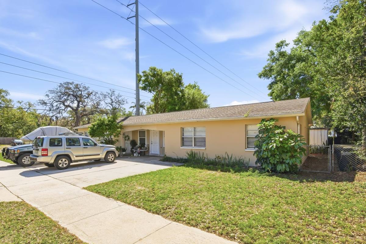 House for rent at 1283 Palm St, Clearwater, FL 33755