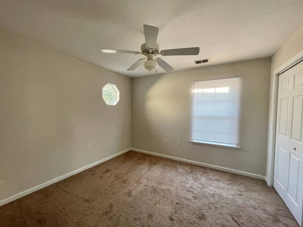 Apartment for rent at 1320 Hendrix Rd, Tallahassee, FL 32301