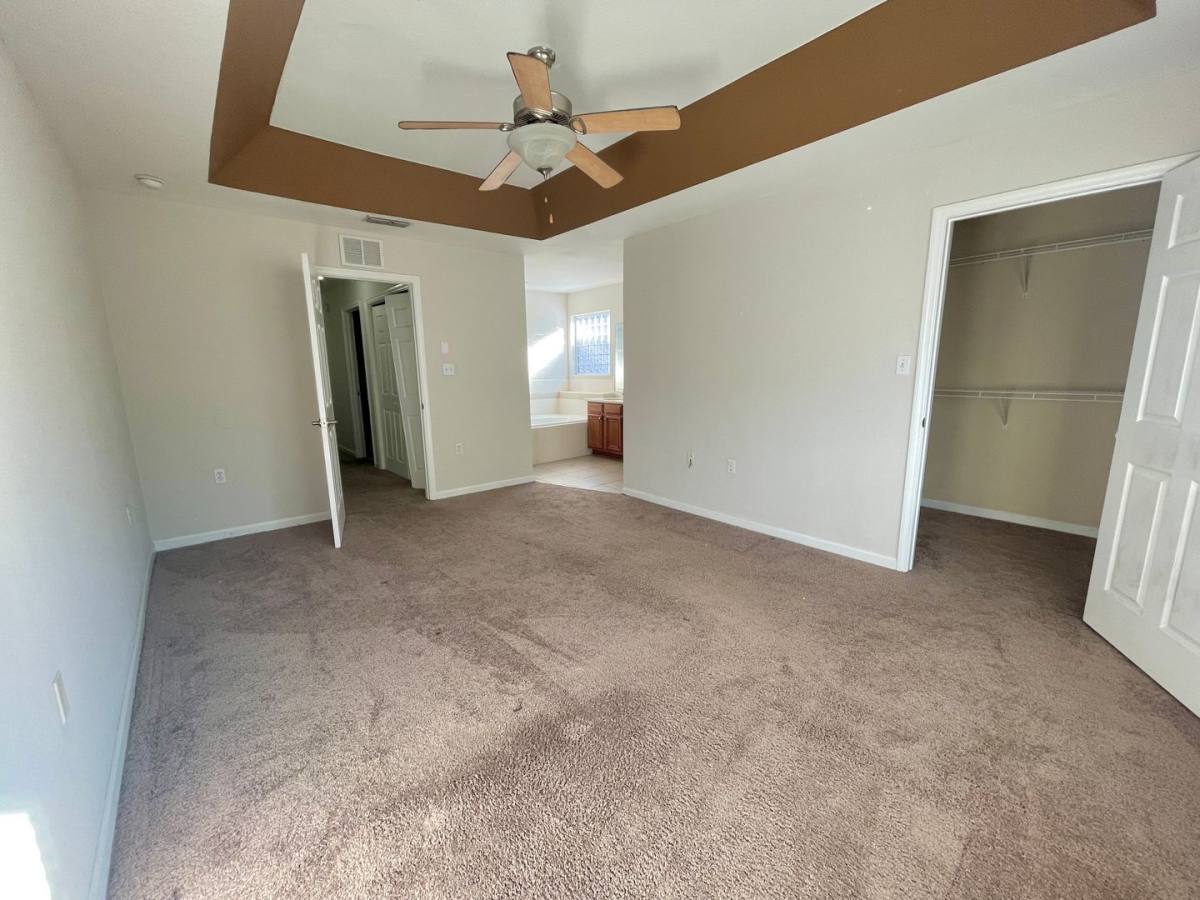 Apartment for rent at 1320 Hendrix Rd, Tallahassee, FL 32301