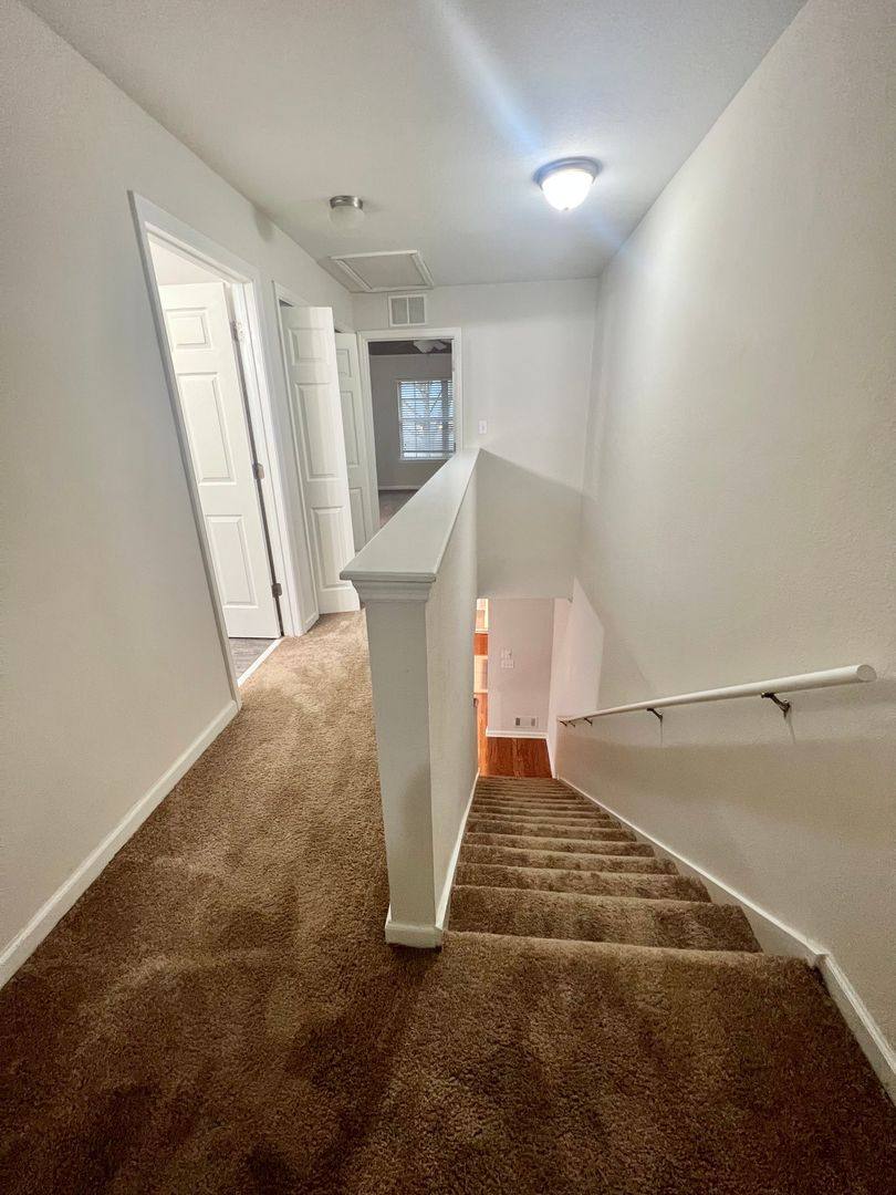 Apartment for rent at 1320 Hendrix Rd, Tallahassee, FL 32301