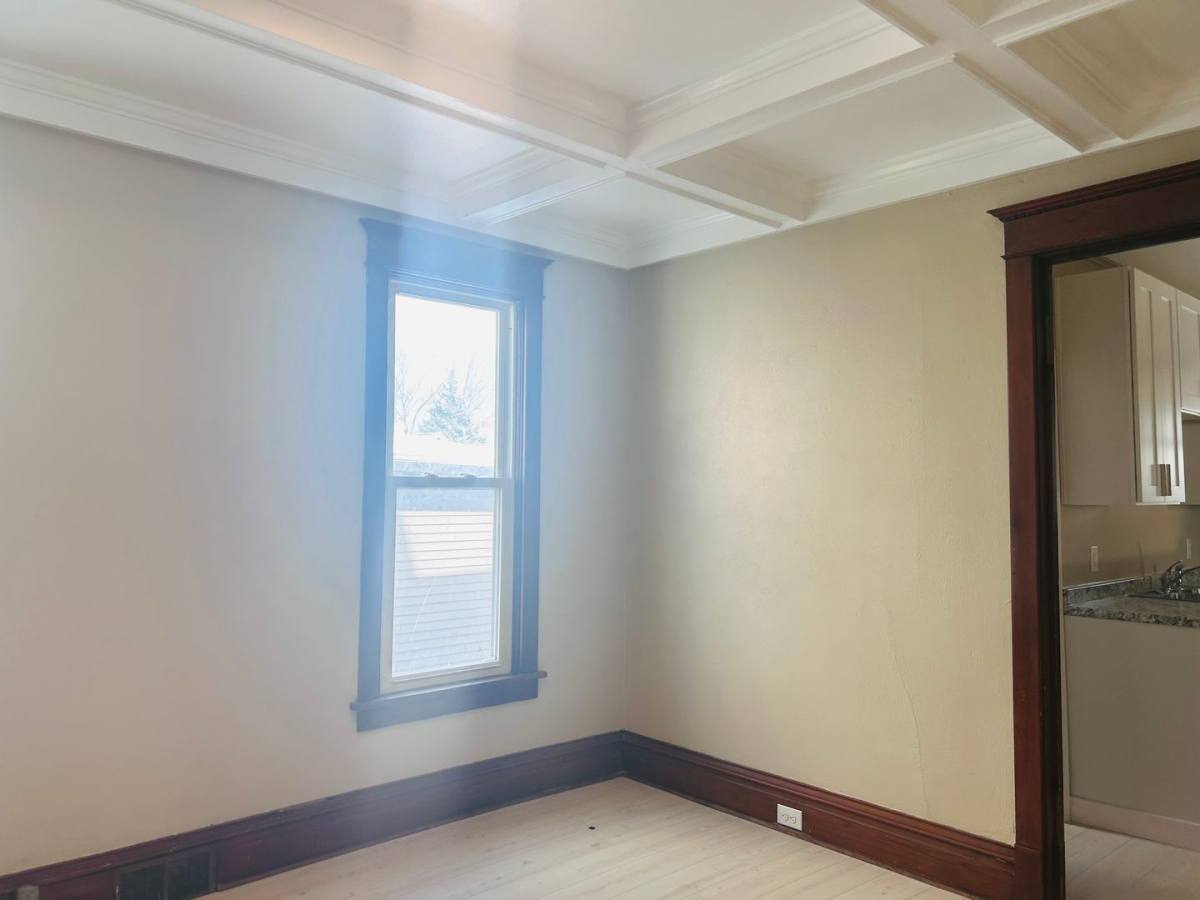 Apartment for rent at 440 Winona St, Dubuque, IA 52001