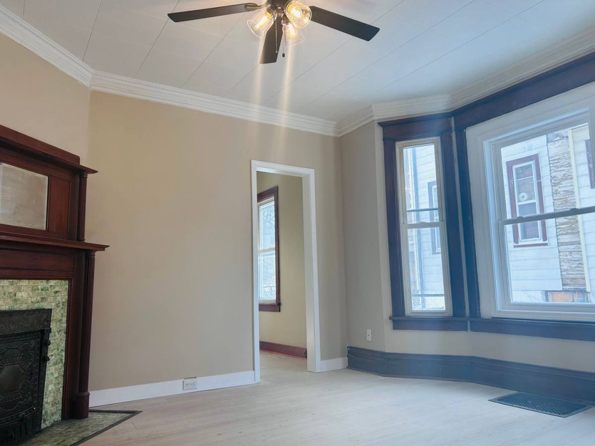 Apartment for rent at 440 Winona St, Dubuque, IA 52001