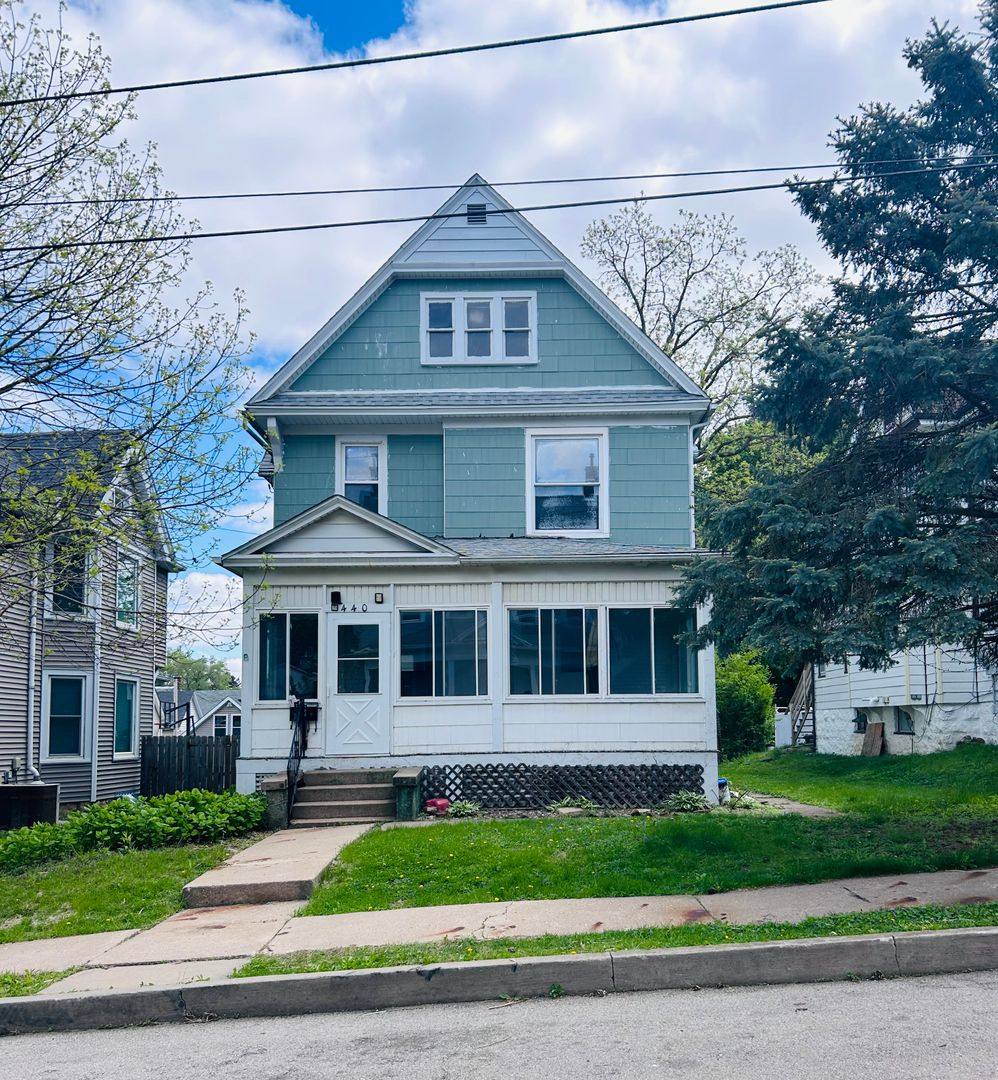 Apartment for rent at 440 Winona St, Dubuque, IA 52001