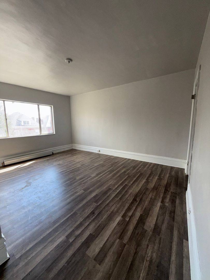 Apartment for rent at 826 Collins St, Pittsburgh, PA 15206