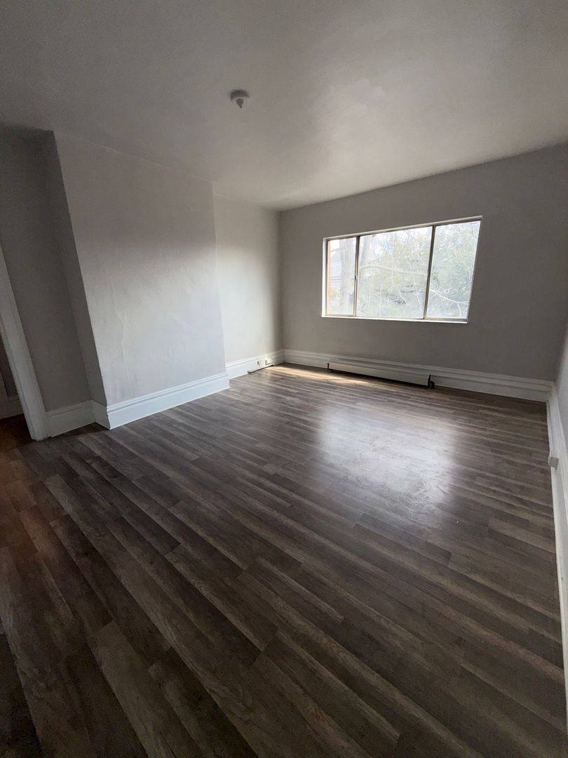 Apartment for rent at 826 Collins St, Pittsburgh, PA 15206