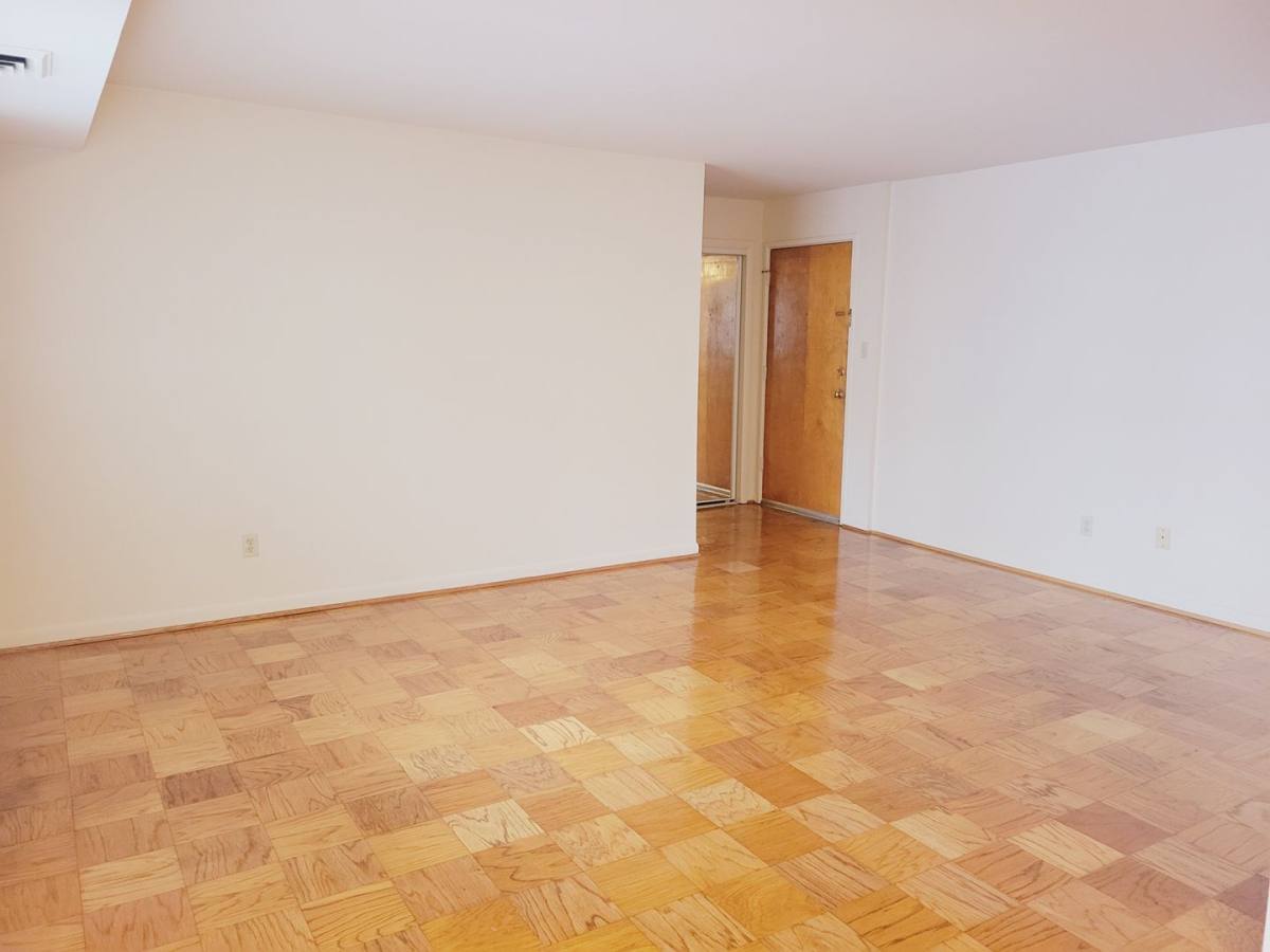 Apartment for rent at 4300 Columbia Pike, Arlington, VA 22204