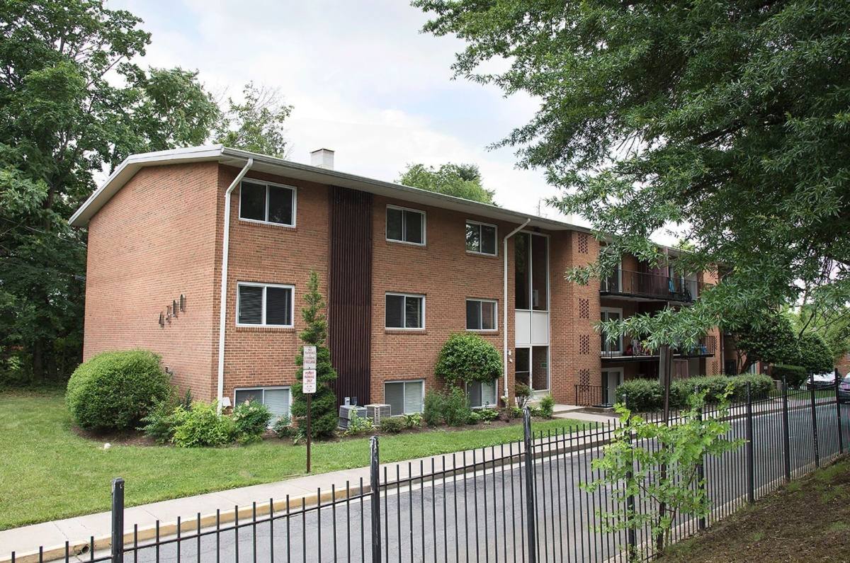 Apartment for rent at 4300 Columbia Pike, Arlington, VA 22204