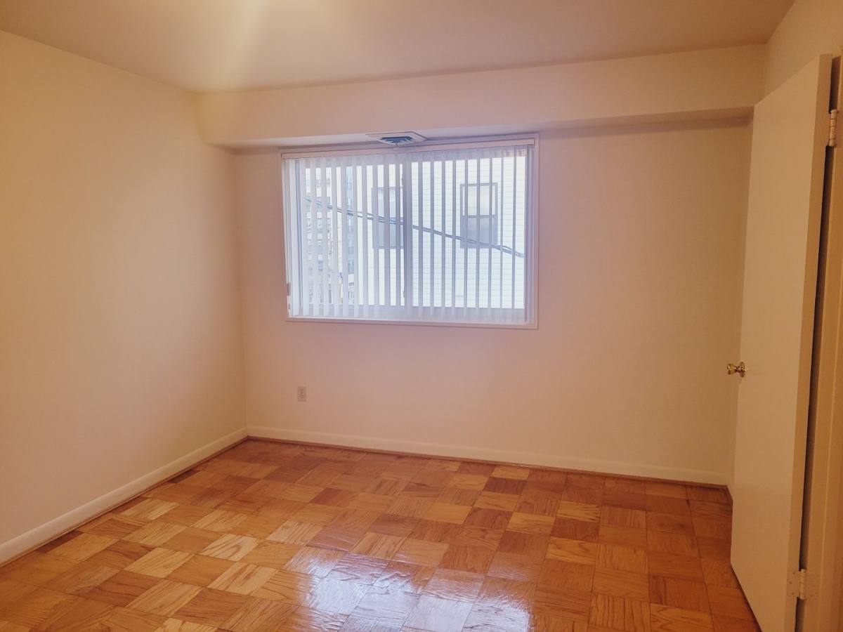 Apartment for rent at 4300 Columbia Pike, Arlington, VA 22204