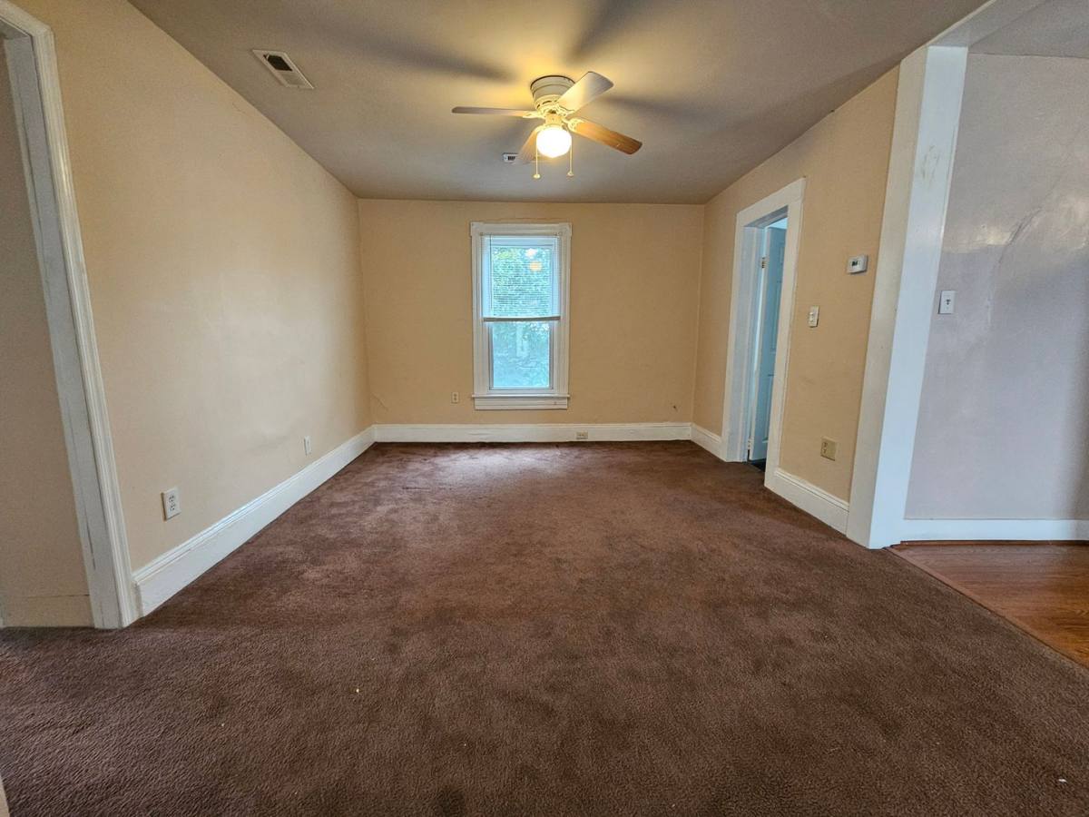 Townhouse for rent at 3408 Bainbridge Blvd, Chesapeake, VA 23324