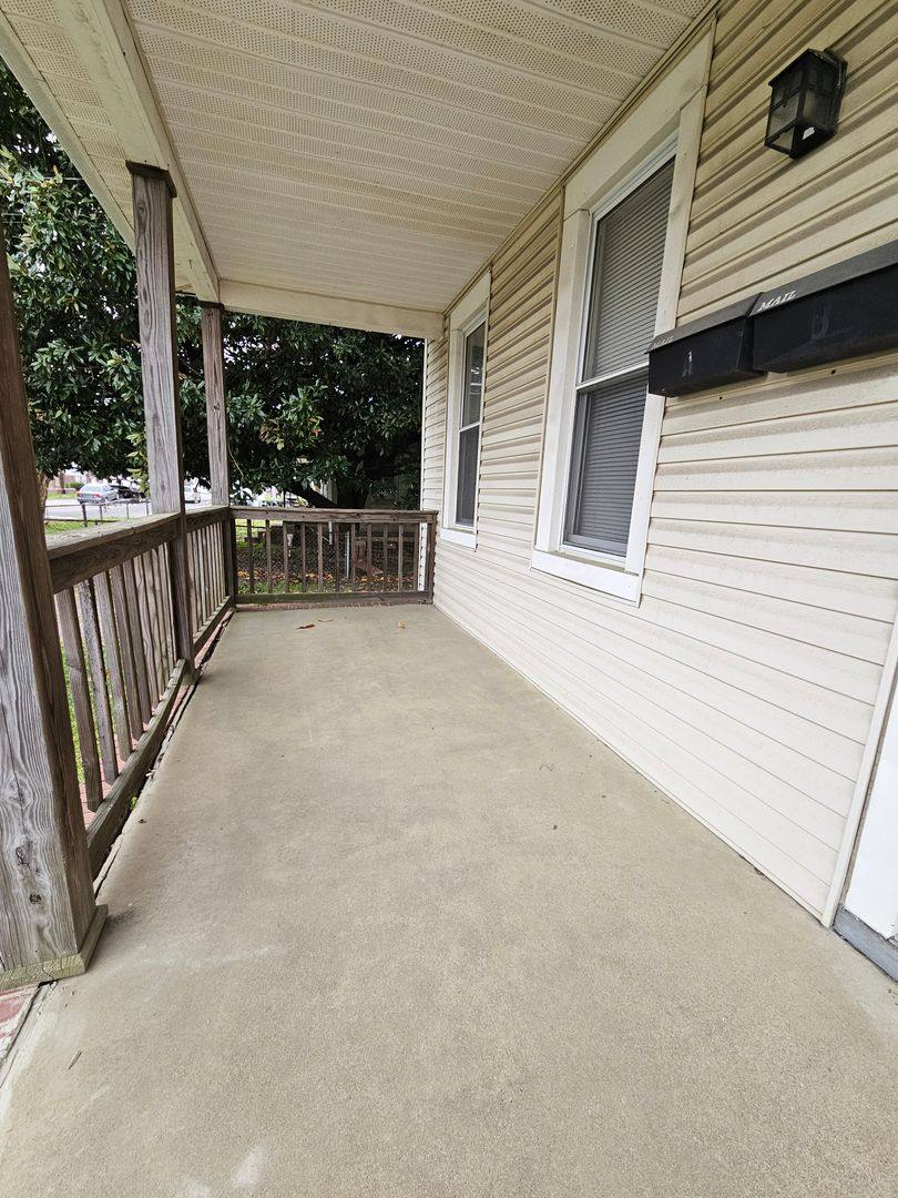 Townhouse for rent at 3408 Bainbridge Blvd, Chesapeake, VA 23324
