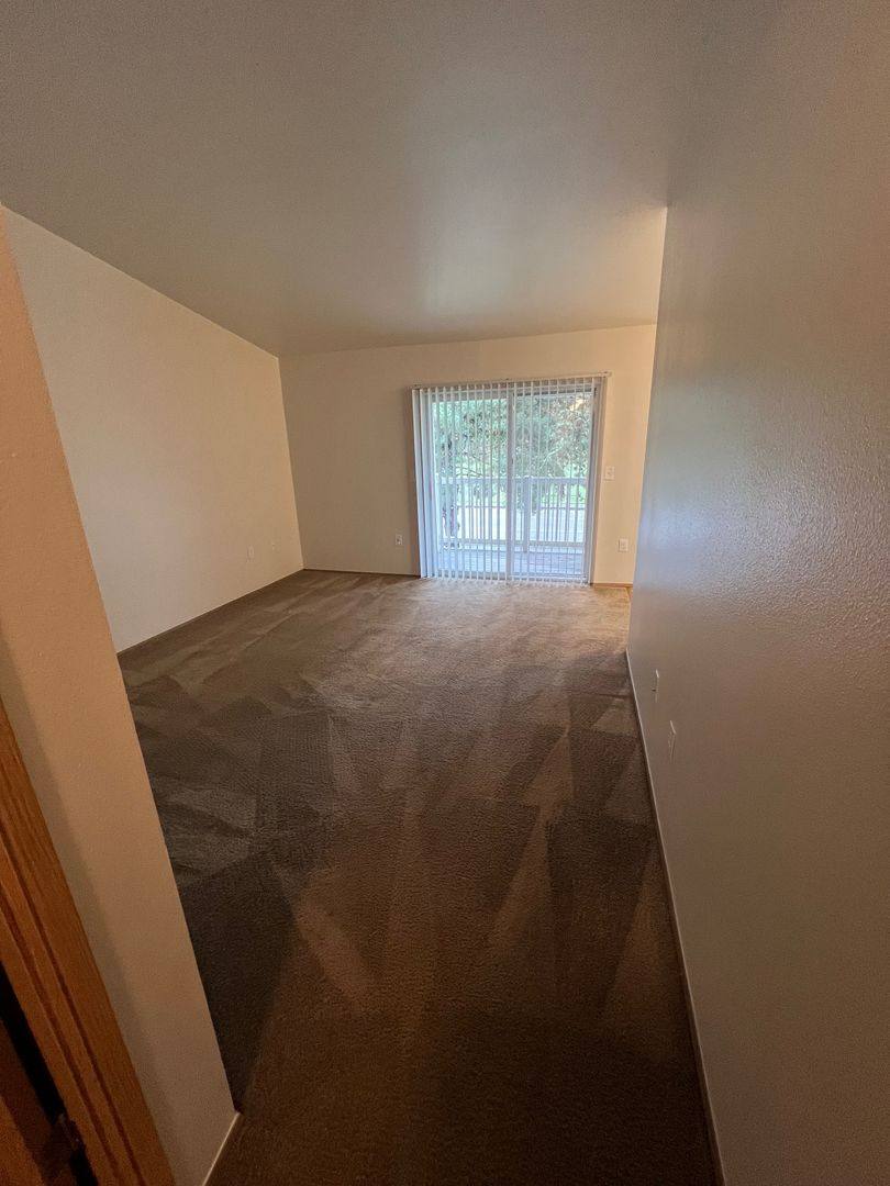 Apartment for rent at 872 Belmont Ave SW, Albany, OR 97321