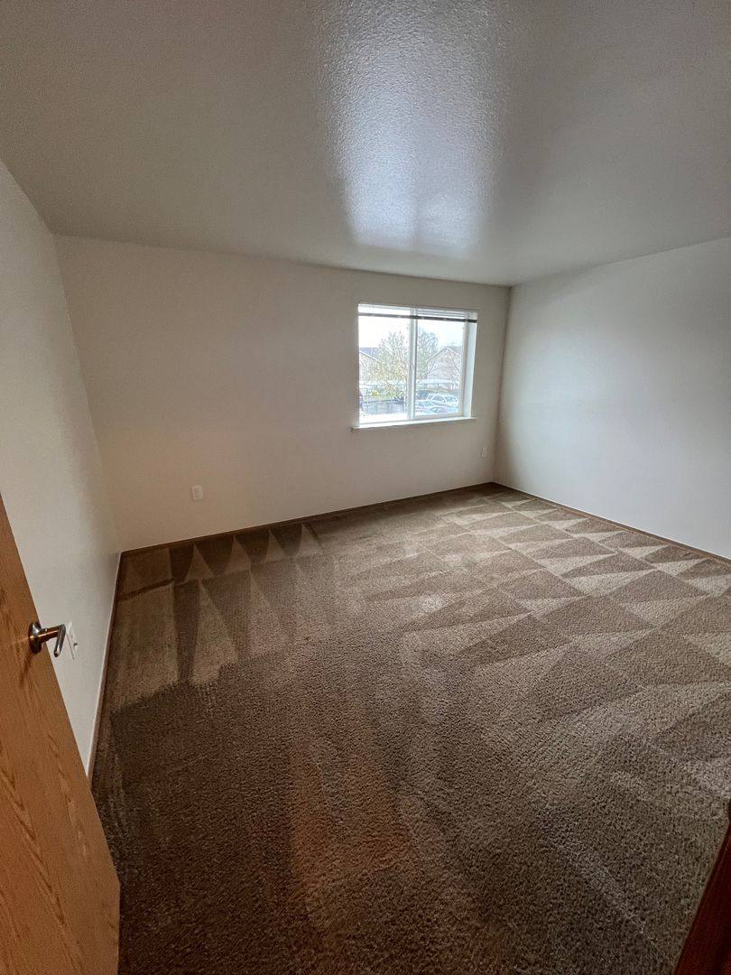 Apartment for rent at 872 Belmont Ave SW, Albany, OR 97321