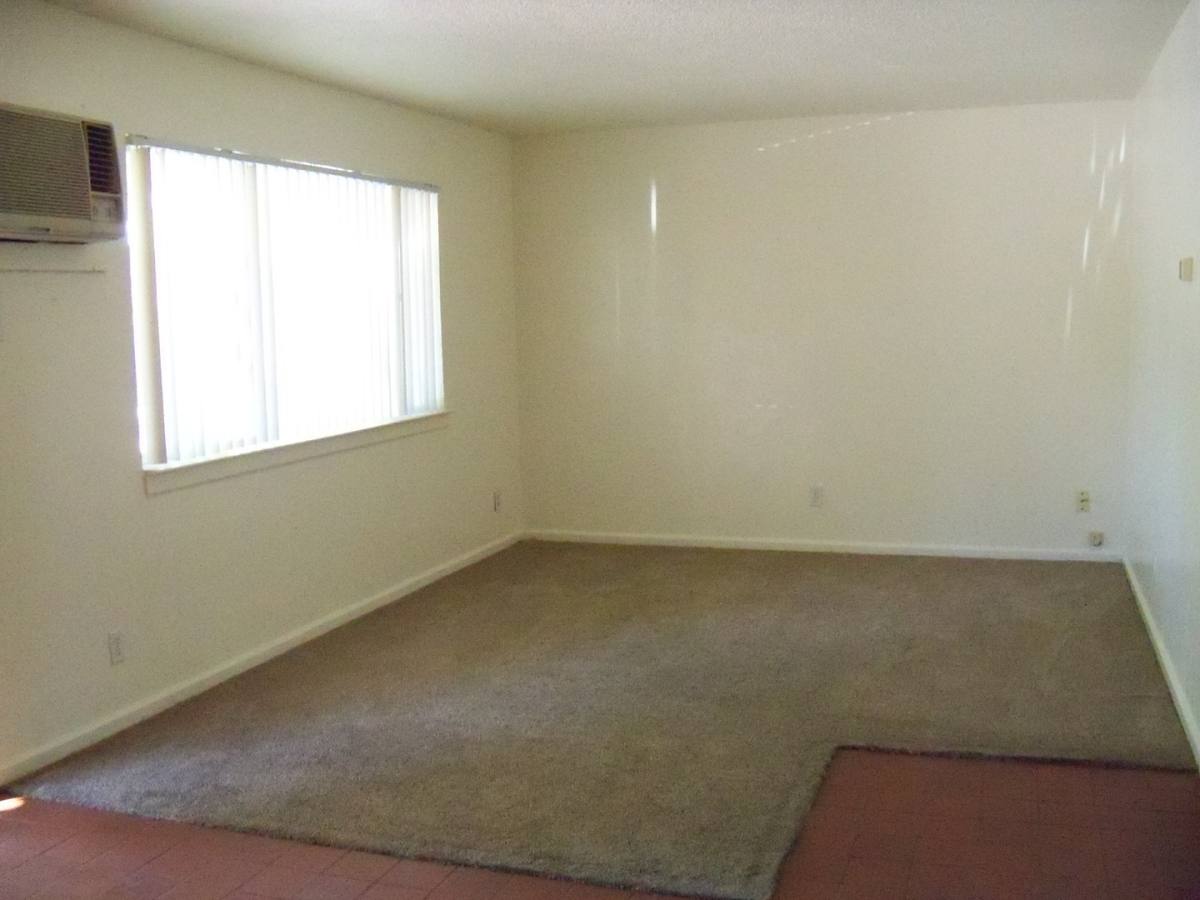 Apartment for rent at 1876 Hammonton Smartsville Rd, Marysville, CA 95901