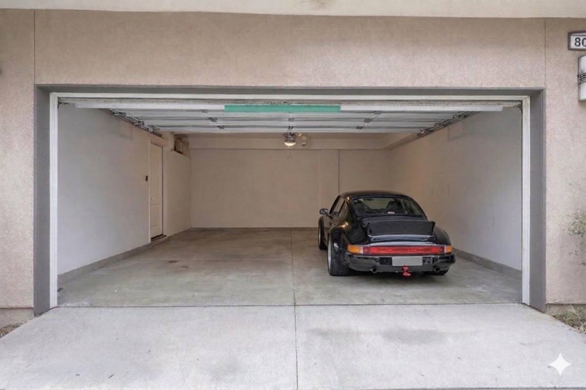 Townhouse for rent at 809 Brickyard Lane, Costa Mesa, CA 92627