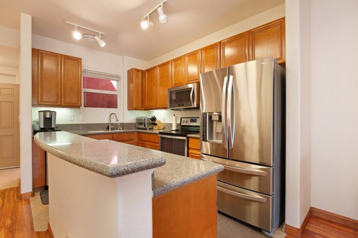 Condo for rent at 350 K St, San Diego, CA 92101