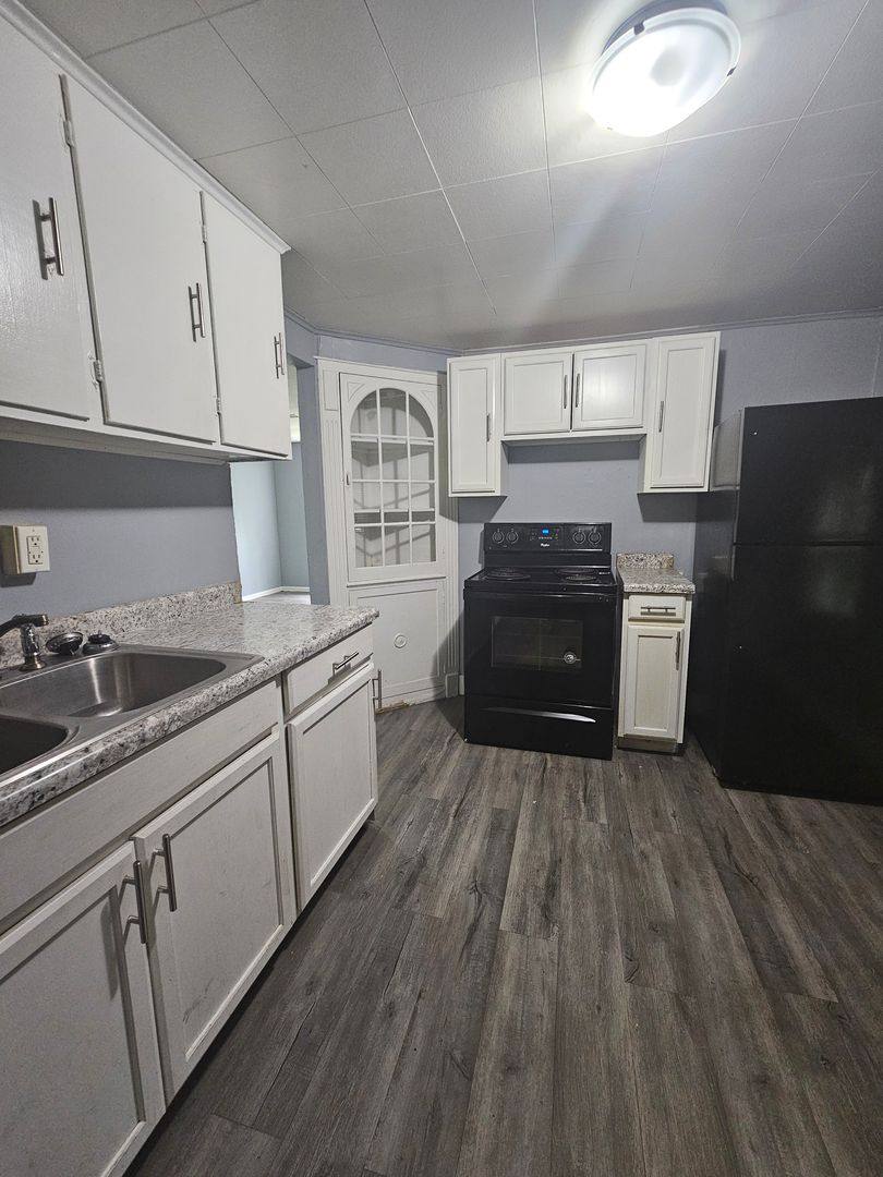 House for rent at 4341 11th St, Rock Island, IL 61201