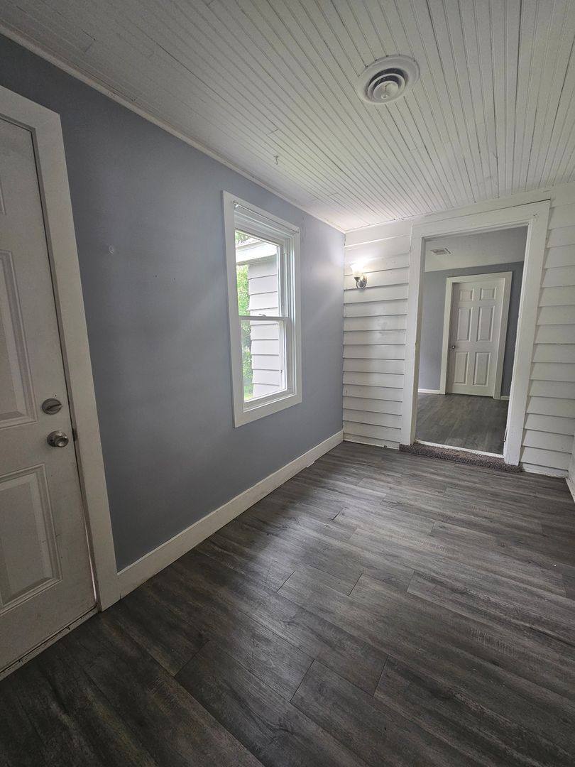 House for rent at 4341 11th St, Rock Island, IL 61201