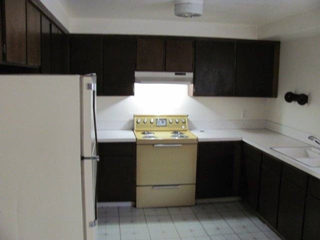 Apartment for rent at 77 California St, Ashland, OR 97520