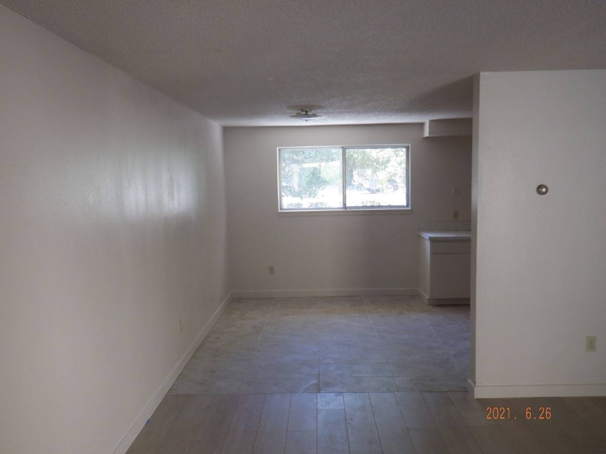 Apartment for rent at 77 California St, Ashland, OR 97520