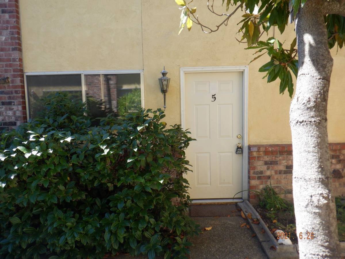 Apartment for rent at 77 California St, Ashland, OR 97520