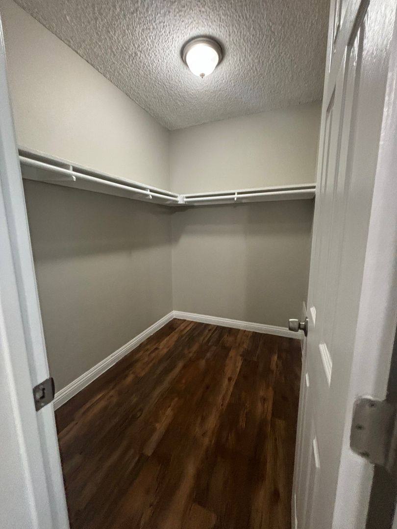 Apartment for rent at 933 S Roberts St, Anaheim, CA 92802