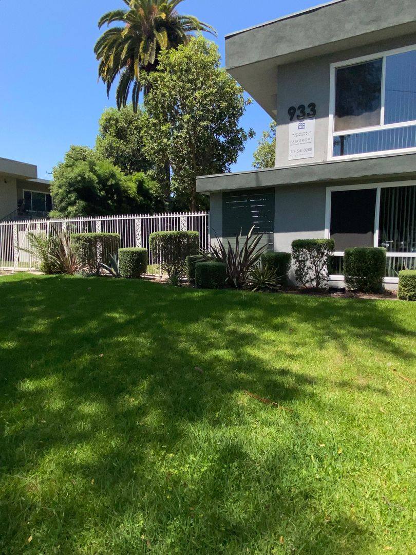 Apartment for rent at 933 S Roberts St, Anaheim, CA 92802
