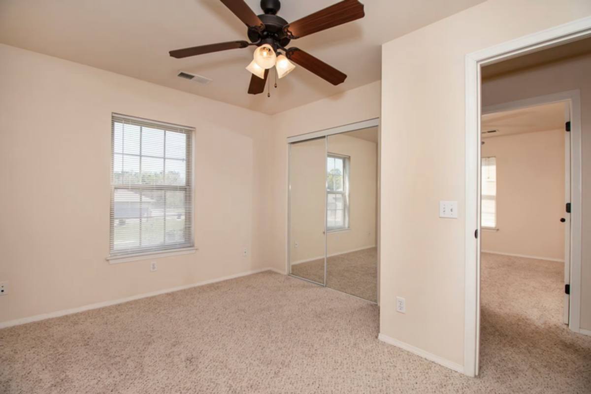 Apartment for rent at 2145 W Bingham St, Ozark, MO 65721