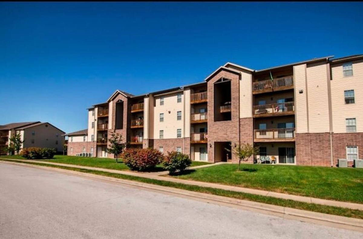 Apartment for rent at 2145 W Bingham St, Ozark, MO 65721
