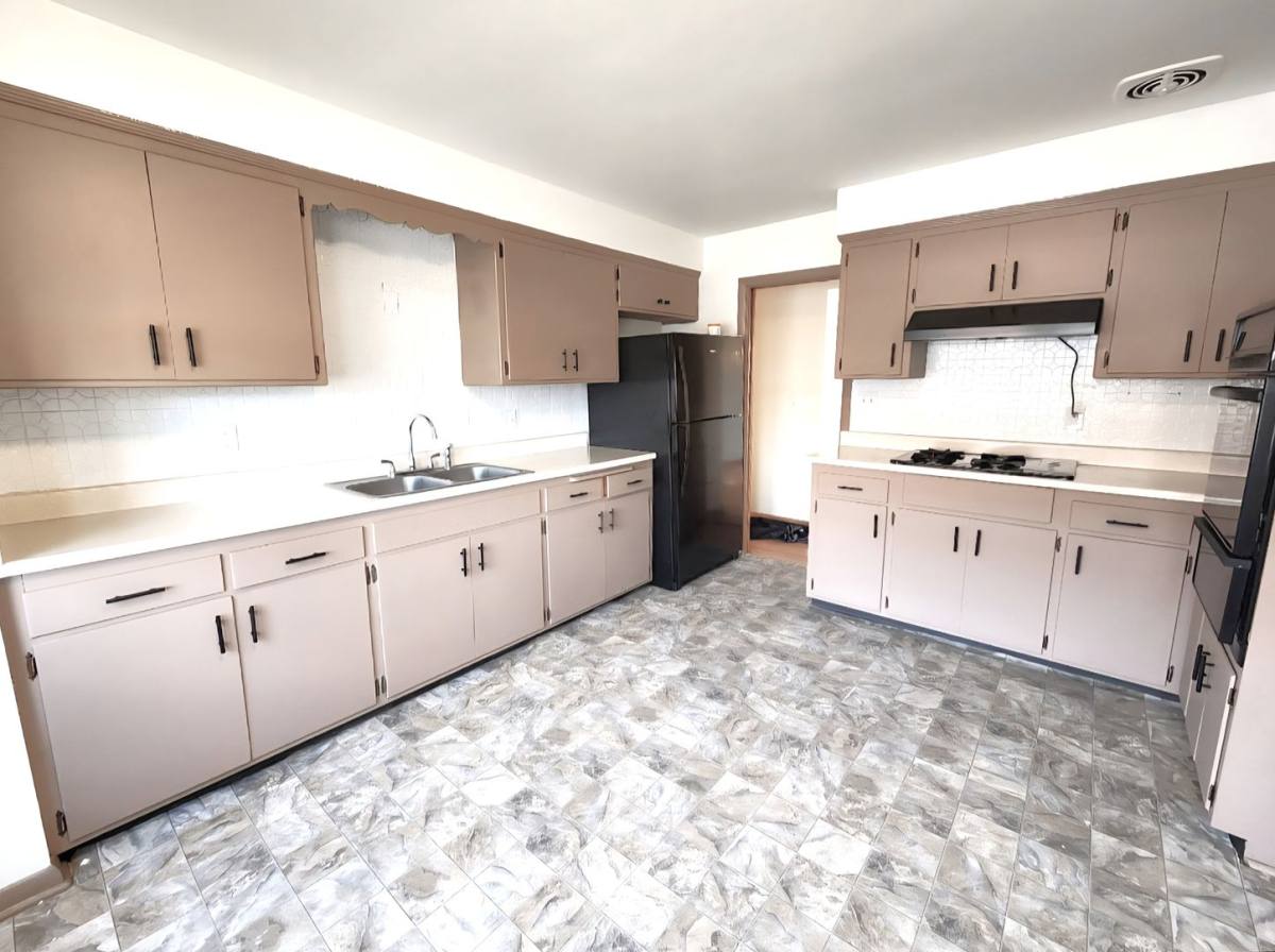 Apartment for rent at 4272 N 91st St, Milwaukee, WI 53222