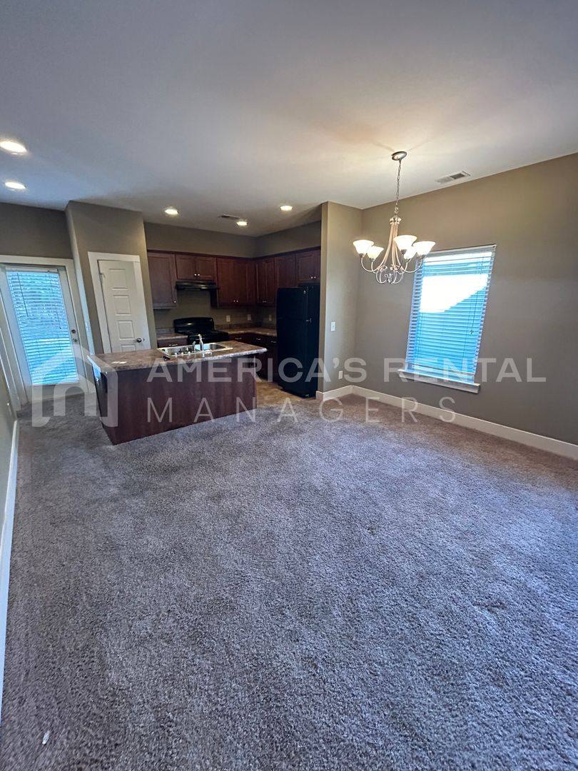 House for rent at 860 Kent Dr, Odenville, AL 35120