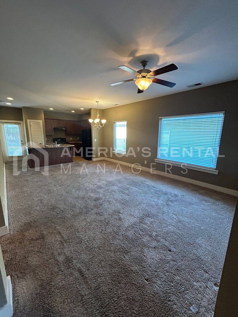 House for rent at 860 Kent Dr, Odenville, AL 35120