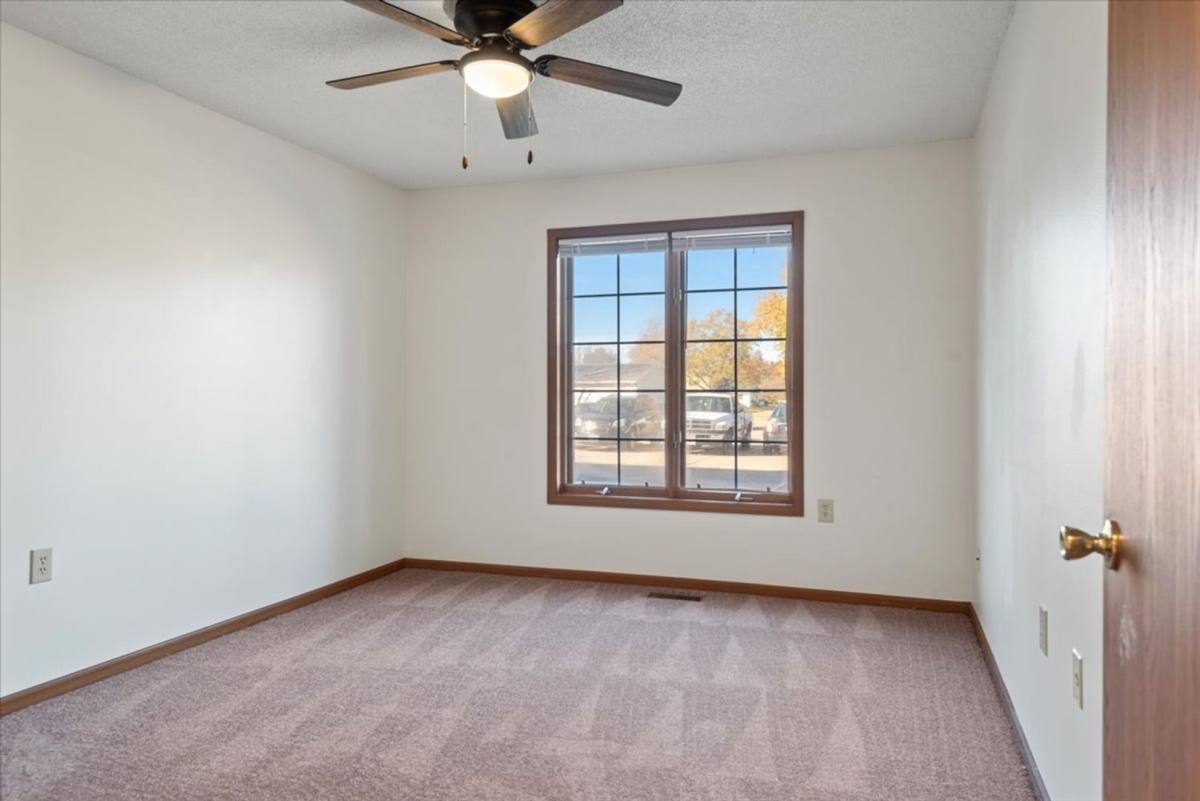 Apartment for rent at 400-424 S Durkin Dr, Springfield, IL 62704