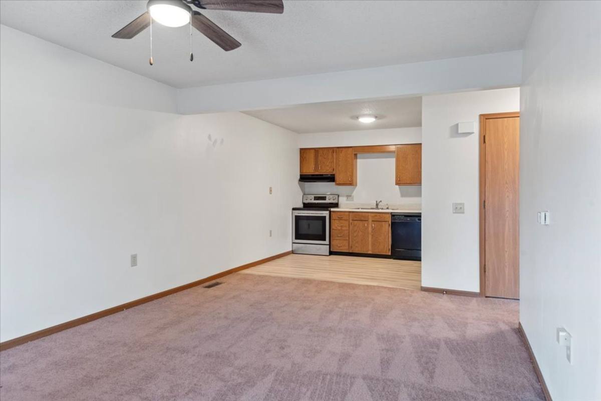 Apartment for rent at 400-424 S Durkin Dr, Springfield, IL 62704